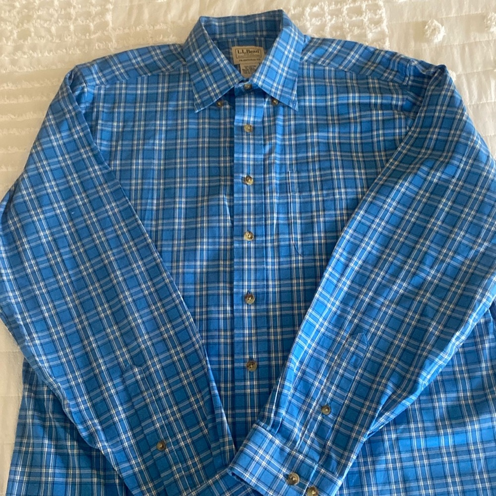 L.L. Bean long sleeve button up size M-TALL traditional fit